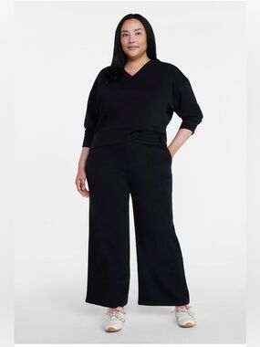Time and Tru  Women's Plus V-Neck Sweatshirt and Pants Set Sz 4X NWT BLACK